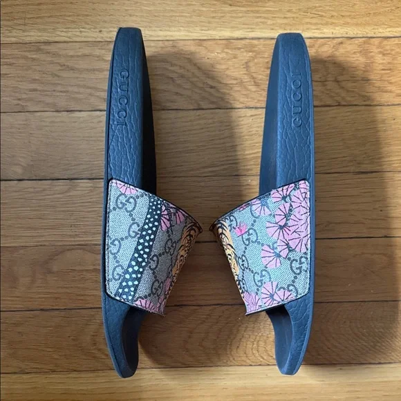 Gucci Bengal Tiger Sakura Slides - Picture 4 of 16